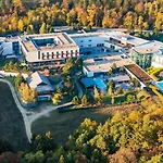 Hotell Linsberg Hotel, & Therme - Adults Only 4*