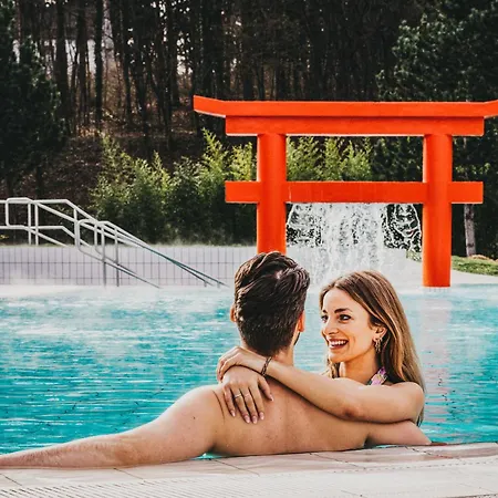 호텔 Linsberg Hotel, & Therme - Adults Only 4*