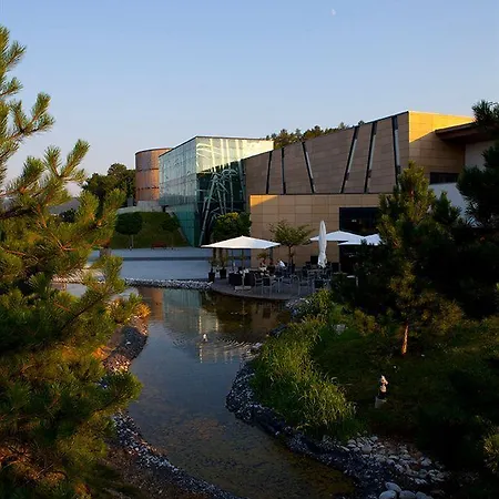 Hotel Linsberg Hotel, & Therme - Adults Only 4*